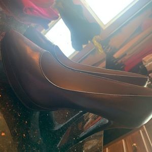 Chocolate Nine West Heels. Size 9. Worn less than three times.